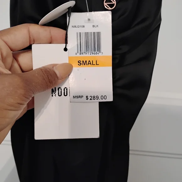 Nookie Satin Plunge Gown - Picture 8 of 11